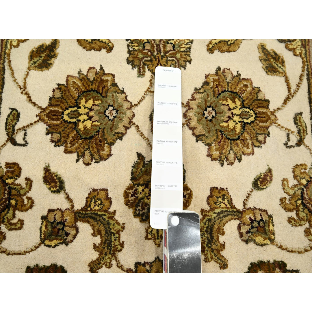 2'6" x 6'2" New Hand Knotted Ivory Wool & Silk Runner Oriental Rug - MOA10275626