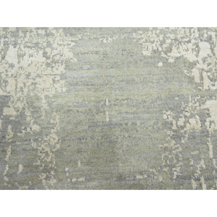 9'0" x 11'11" New Hand Knotted Grey Wool & Silk Rectangle Oriental Rug - MOA10275678