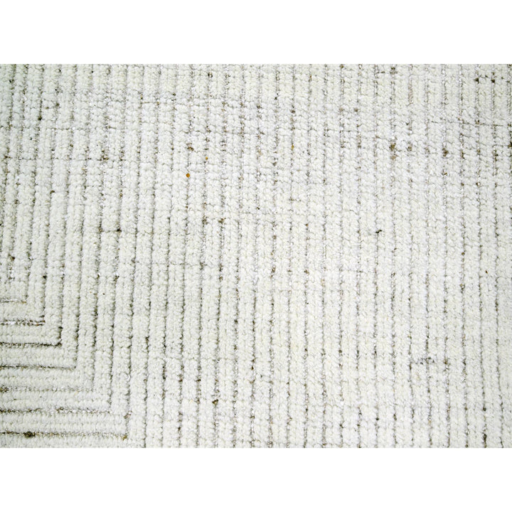 9'0" x 12'0" New Hand Knotted Ivory Wool Rectangle Oriental Rug - MOA10276215