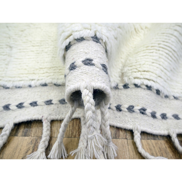 9'1" x 12'3" New Hand Knotted Ivory Wool Rectangle Oriental Rug - MOA10276219