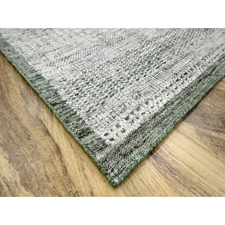 9'9" x 13'10" New Hand Knotted Green Wool Rectangle Oriental Rug - MOA10276277