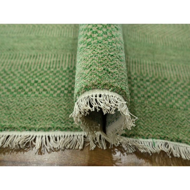 8'1" x 10'3" New Hand Knotted Green Wool & Silk Rectangle Oriental Rug - MOA10276343