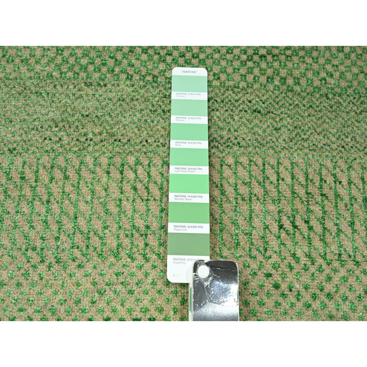 8'1" x 10'3" New Hand Knotted Green Wool & Silk Rectangle Oriental Rug - MOA10276343