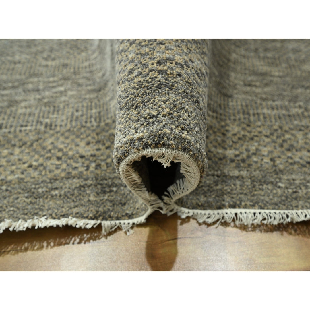 8'0" x 9'11" New Hand Knotted Grey Wool & Silk Rectangle Oriental Rug - MOA10276345