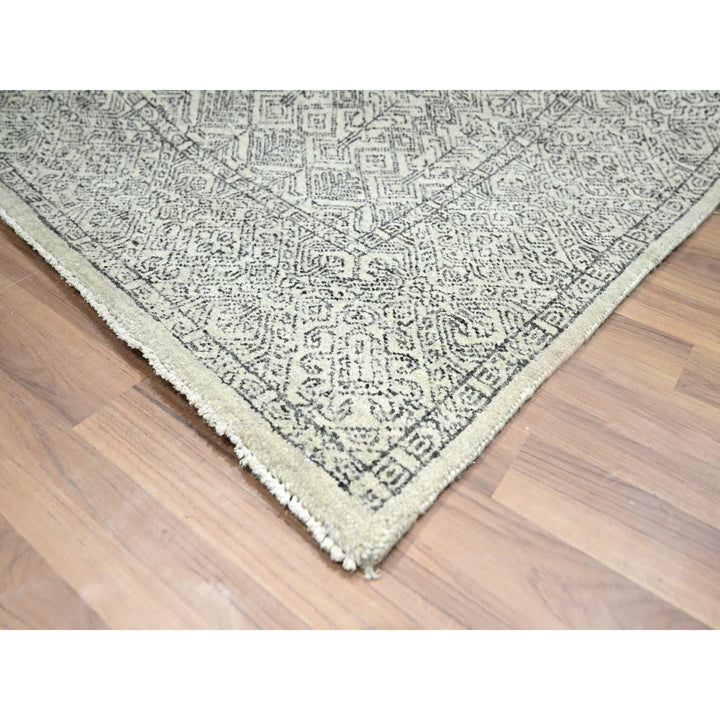 8'1" x 10'1" New Hand Knotted Ivory Wool Rectangle Oriental Rug - MOA10276427