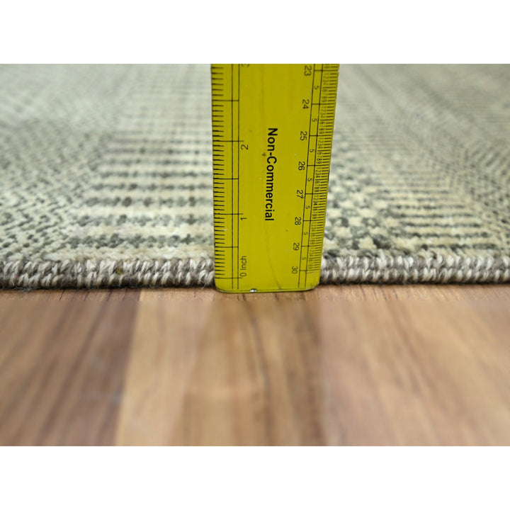 2'0" x 3'0" New Hand Knotted Beige Wool & Silk Rectangle Oriental Rug - MOA10276454