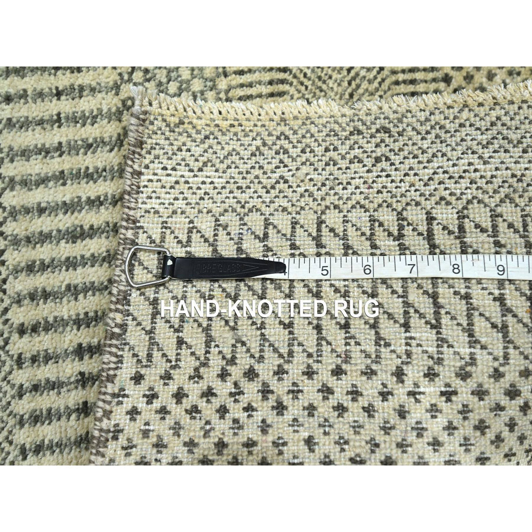 2'0" x 3'0" New Hand Knotted Beige Wool & Silk Rectangle Oriental Rug - MOA10276454