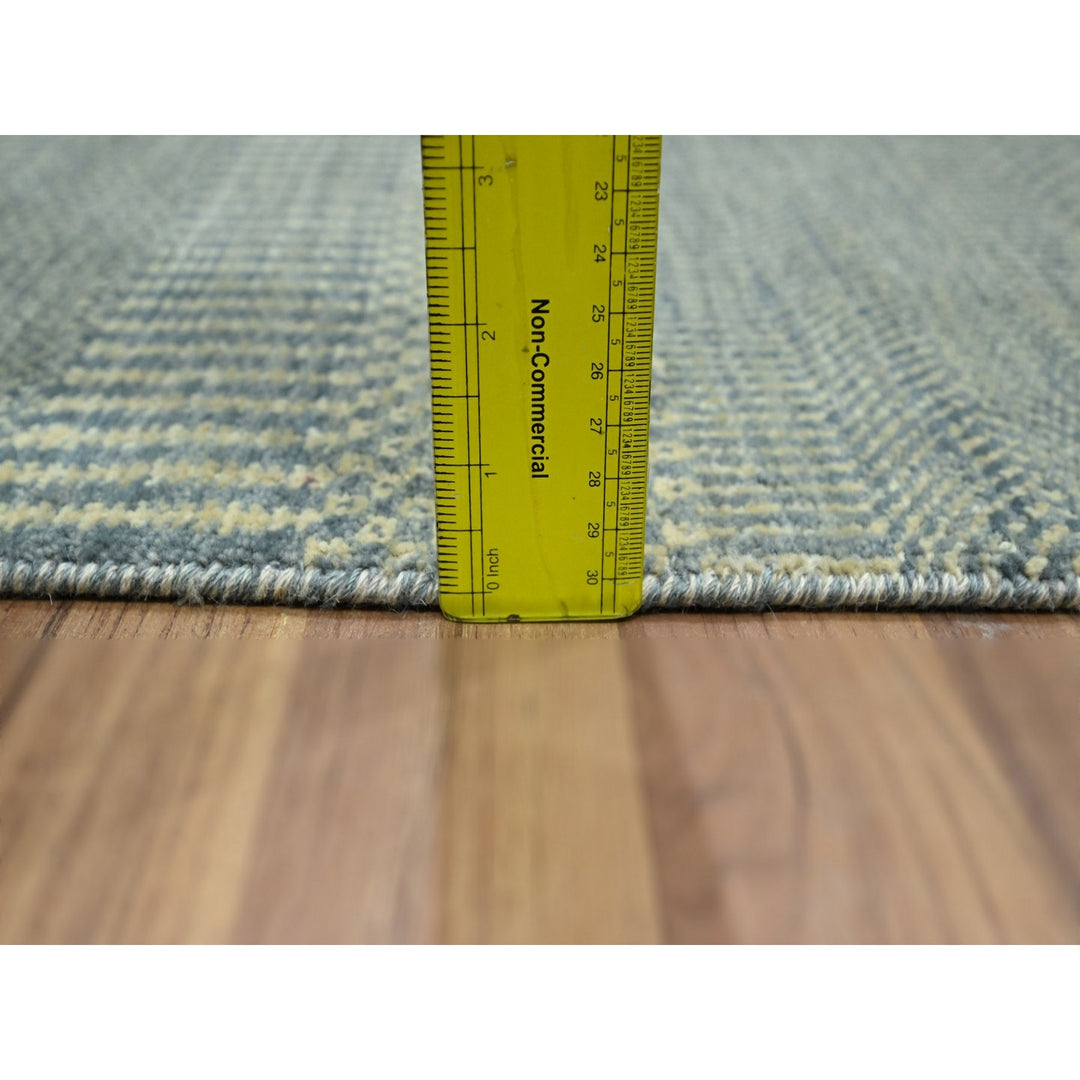 2'0" x 3'0" New Hand Knotted Grey Wool & Silk Rectangle Oriental Rug - MOA10276493