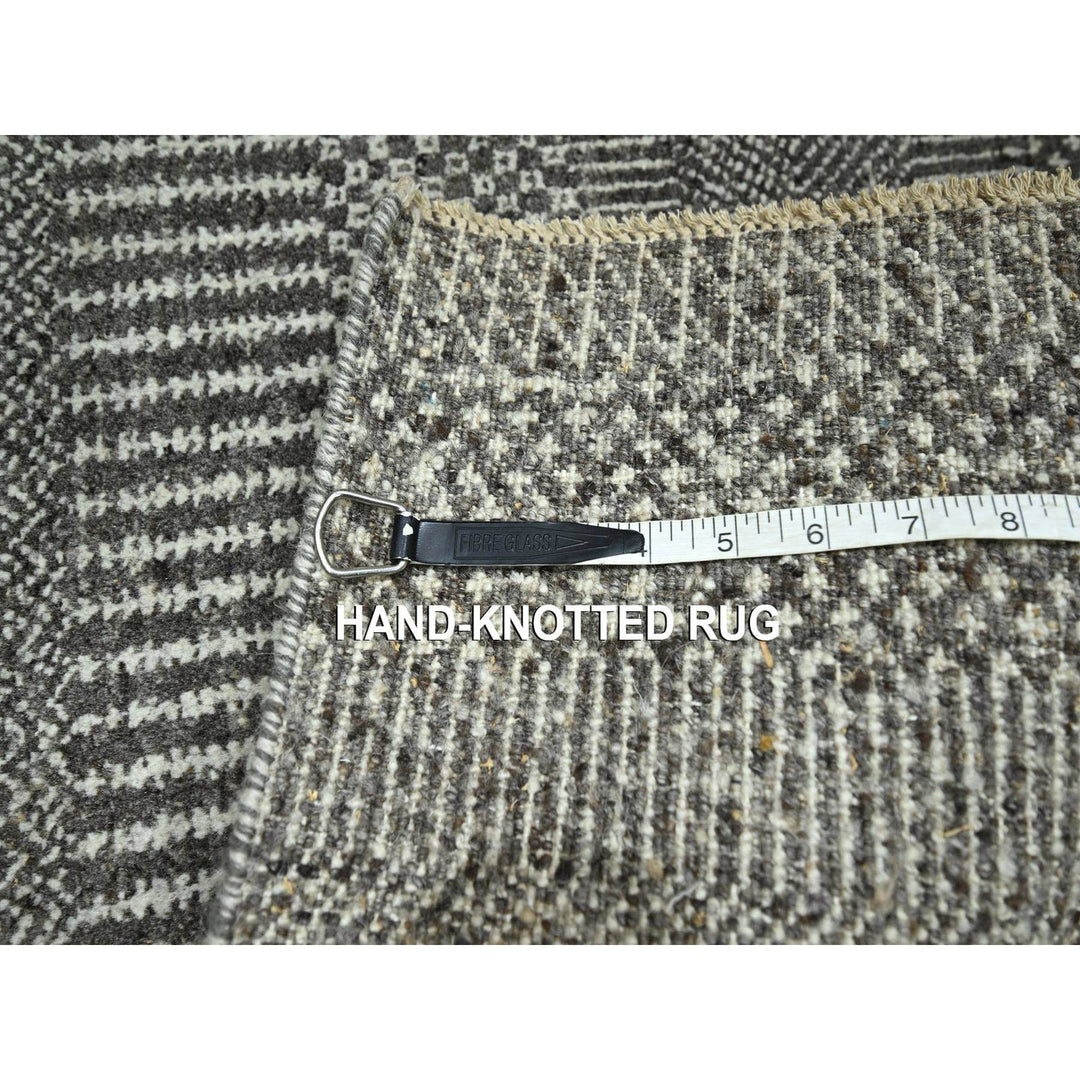 2'0" x 3'0" New Hand Knotted Grey Wool & Silk Rectangle Oriental Rug - MOA10276505