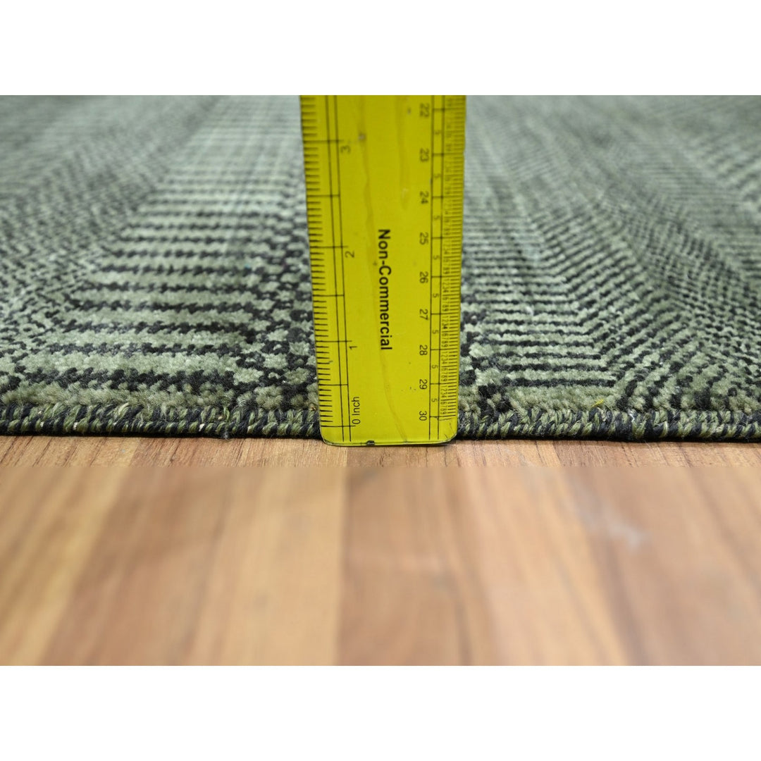 2'0" x 3'0" New Hand Knotted Green Wool & Silk Rectangle Oriental Rug - MOA10276538