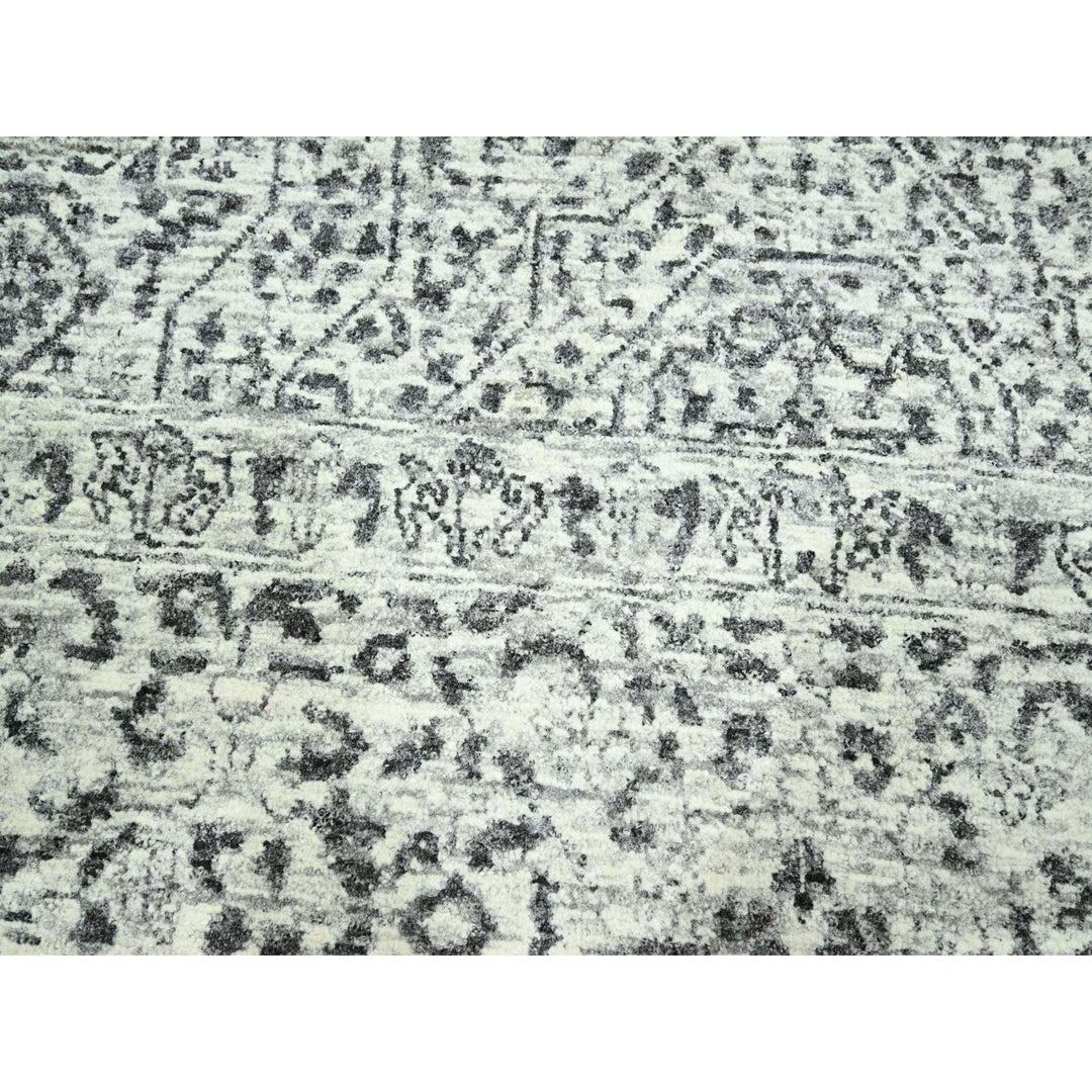 9'1" x 12'0" New Hand Knotted Ivory Wool Rectangle Oriental Rug - MOA10276547