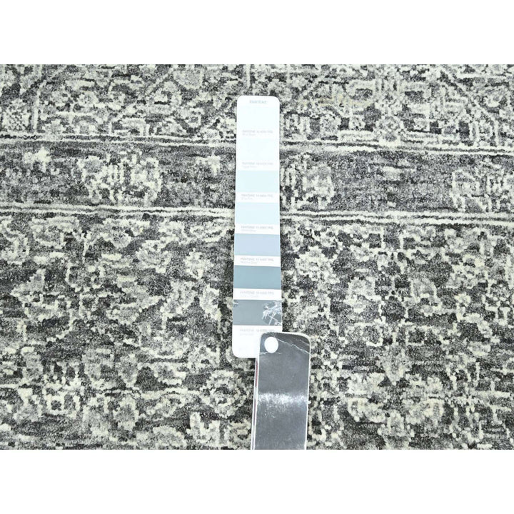 9'0" x 11'11" New Hand Knotted Grey Wool Rectangle Oriental Rug - MOA10276553