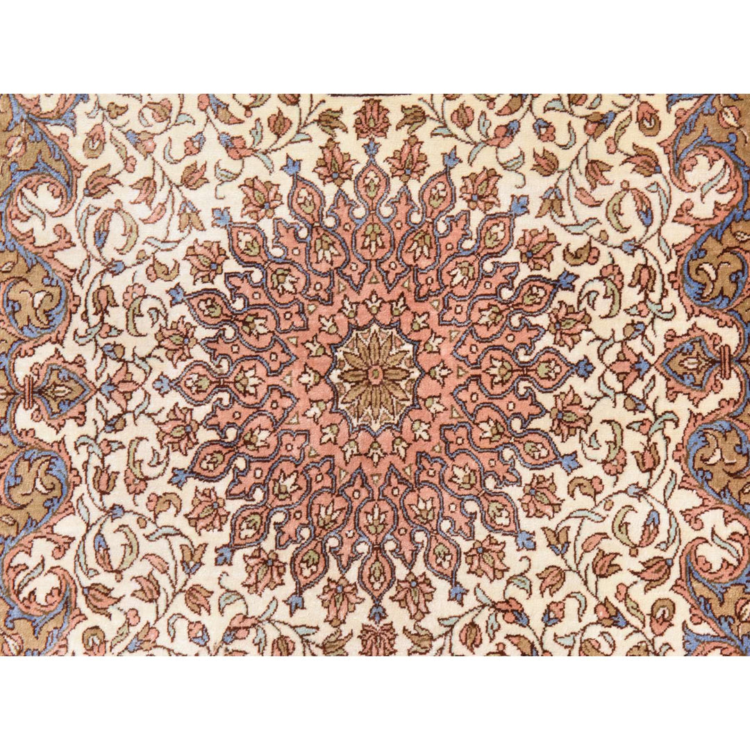 2'7" x 3'10" New Hand Knotted Ivory Silk Rectangle Oriental Rug - MOA10278469