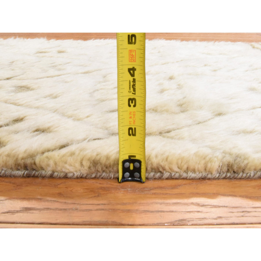 2'0" x 3'2" New Hand Knotted Beige Wool Rectangle Oriental Rug - MOA10278472