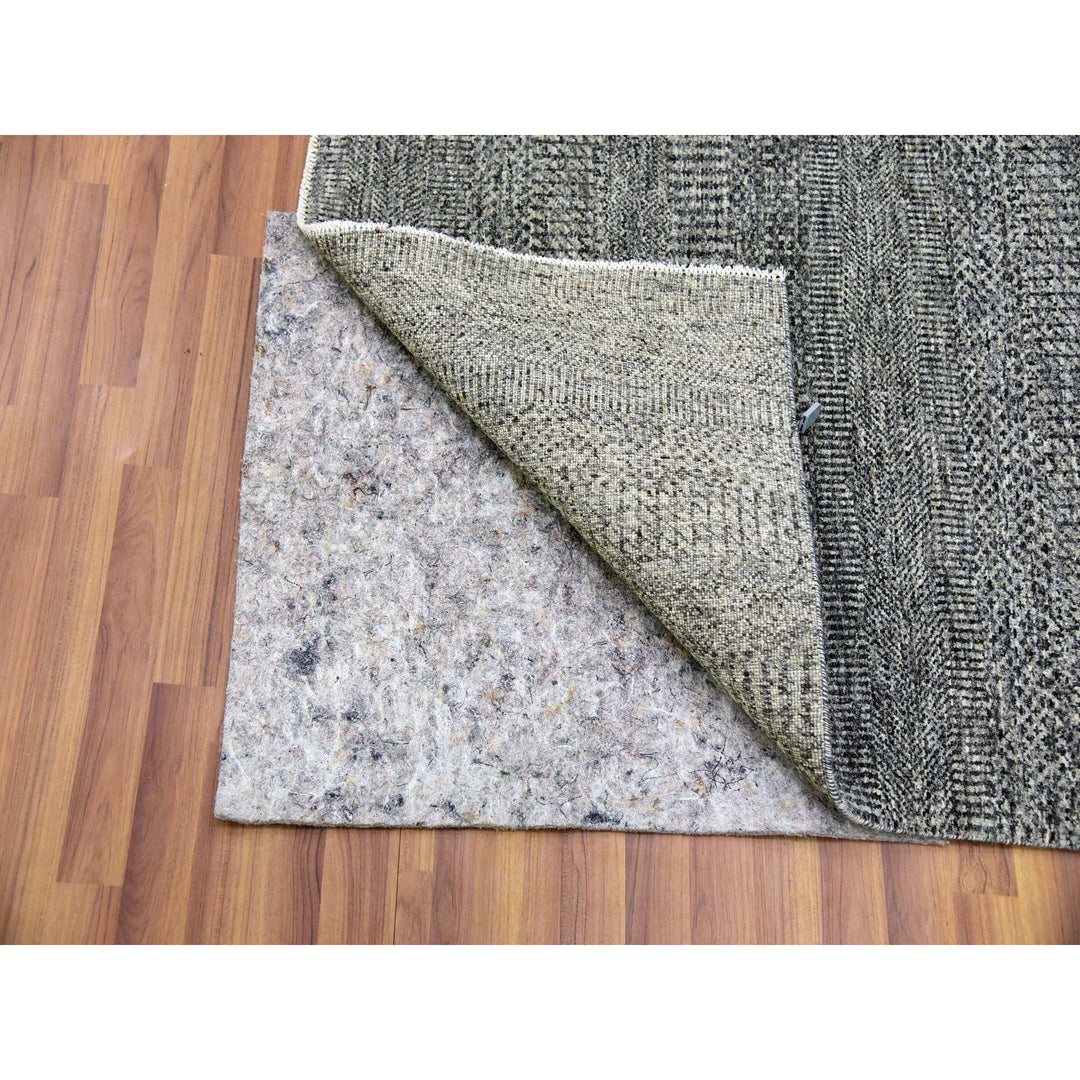 5'2" x 7'0" New Hand Knotted Grey Wool Rectangle Oriental Rug - MOA10279478