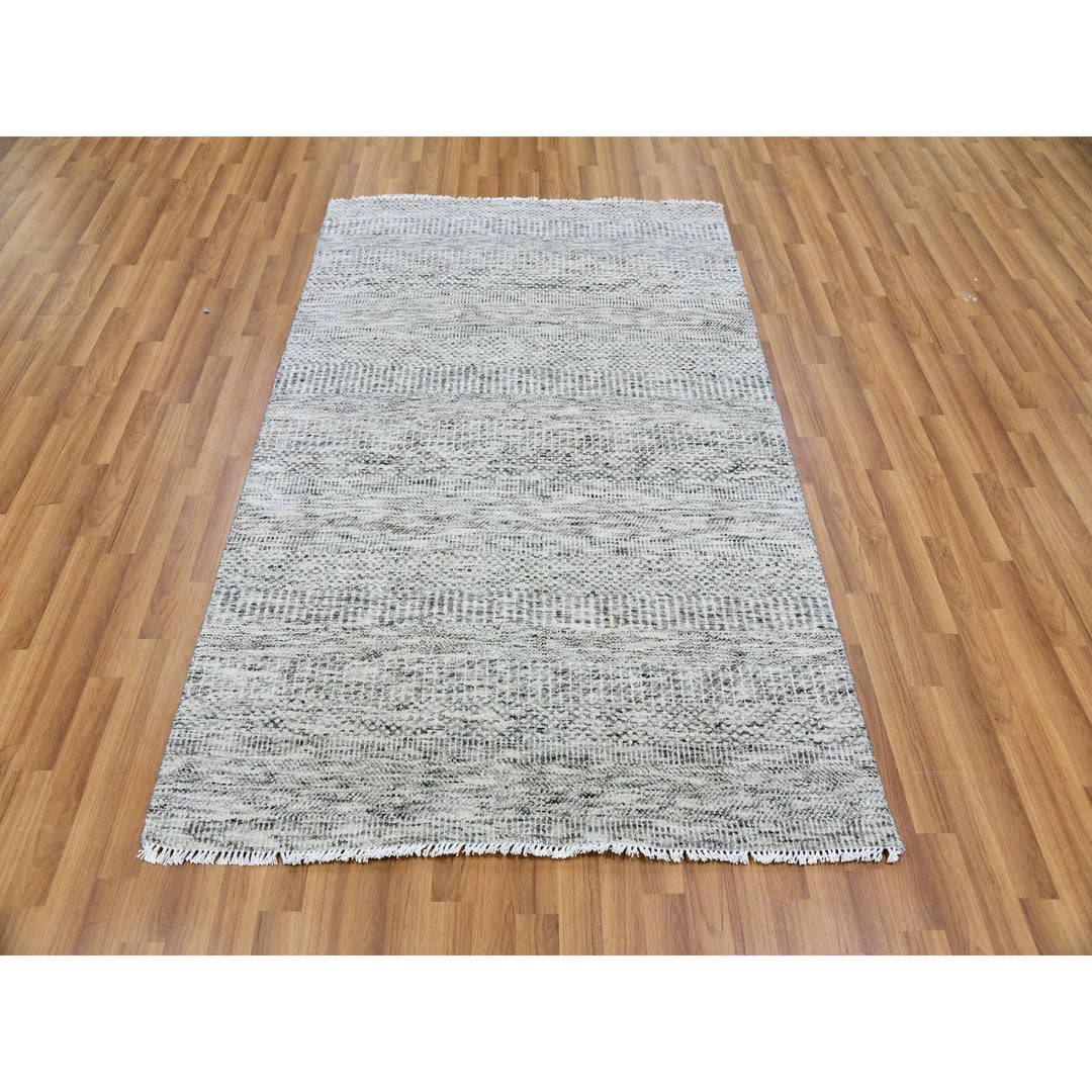 4'0" x 6'4" New Hand Knotted Grey Wool Rectangle Oriental Rug - MOA10279523