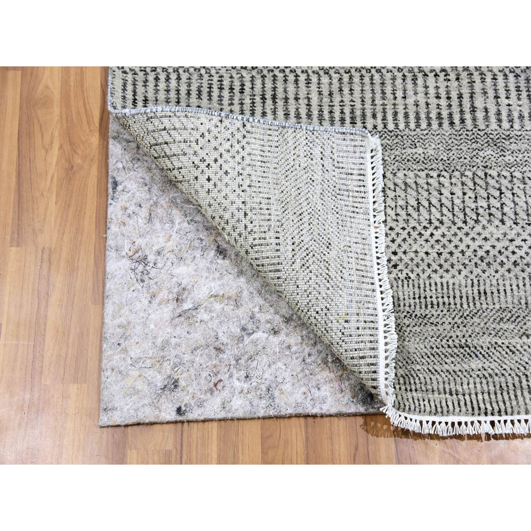 2'7" x 8'0" New Hand Knotted Grey Wool Runner Oriental Rug - MOA10279574