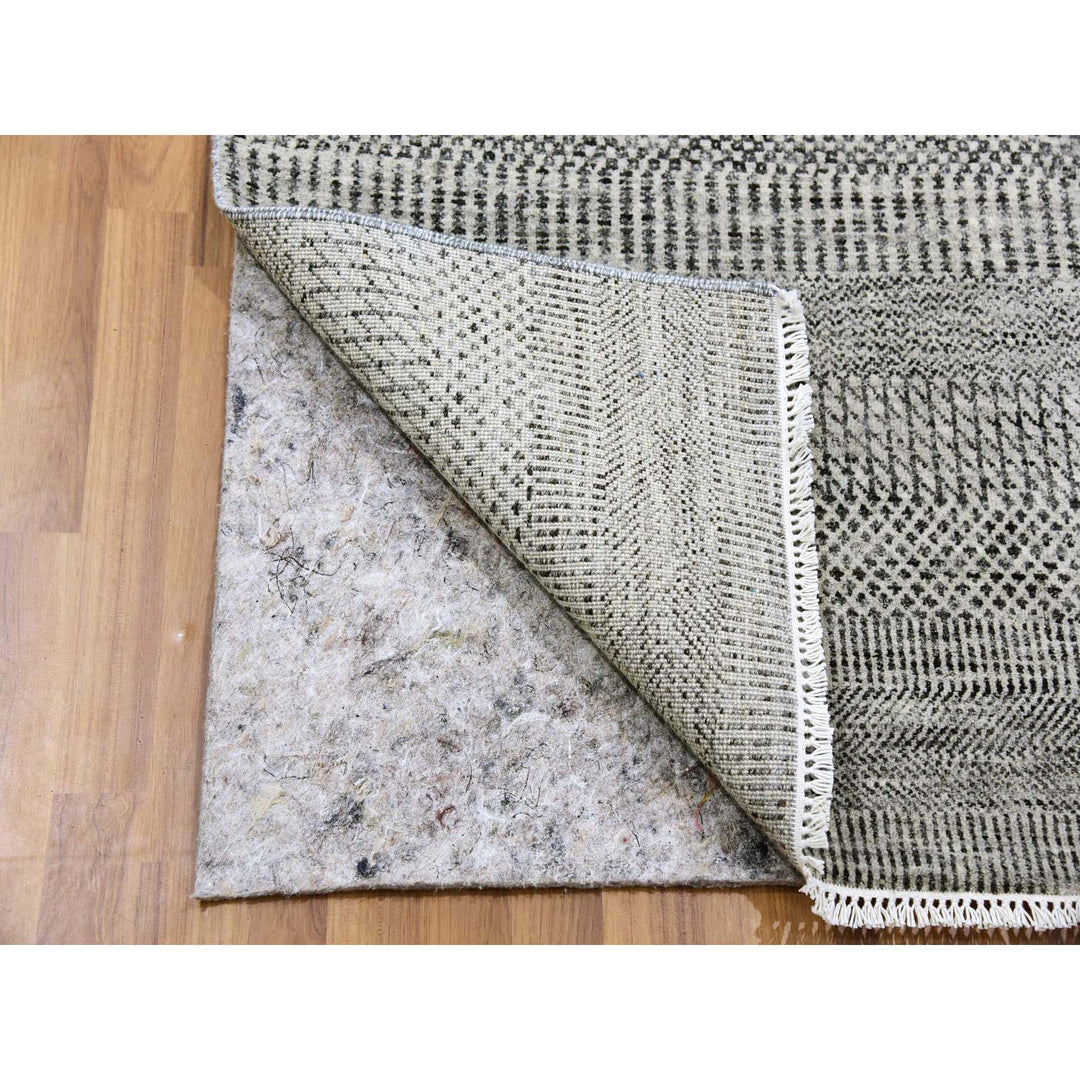 2'6" x 11'10" New Hand Knotted Grey Wool Runner Oriental Rug - MOA10279575