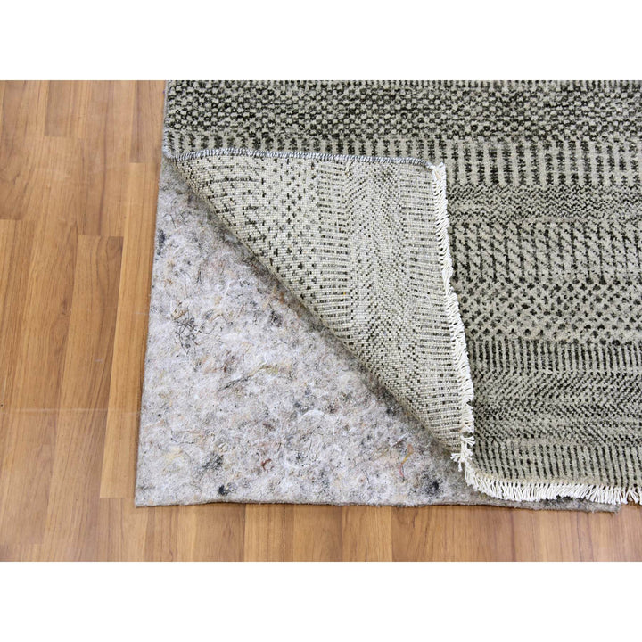 2'7" x 4'1" New Hand Knotted Grey Wool Rectangle Oriental Rug - MOA10279578