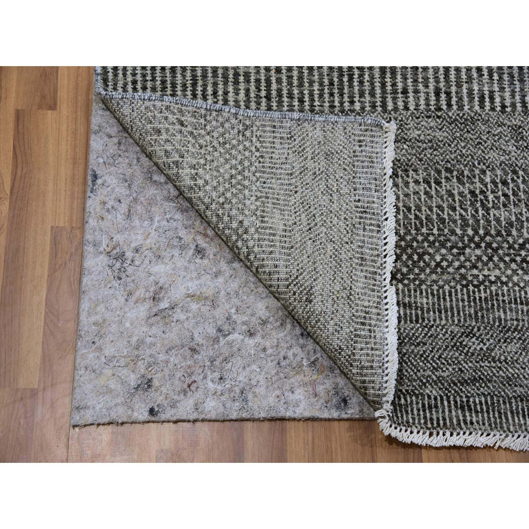 6'0" x 9'1" New Hand Knotted Grey Wool Rectangle Oriental Rug - MOA10279593