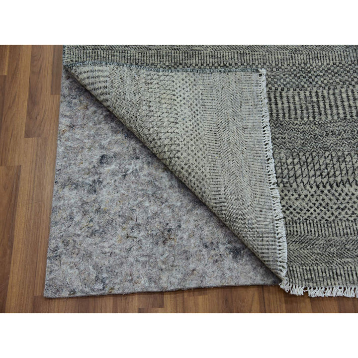 9'0" x 11'10" New Hand Knotted Grey Wool Rectangle Oriental Rug - MOA10279693