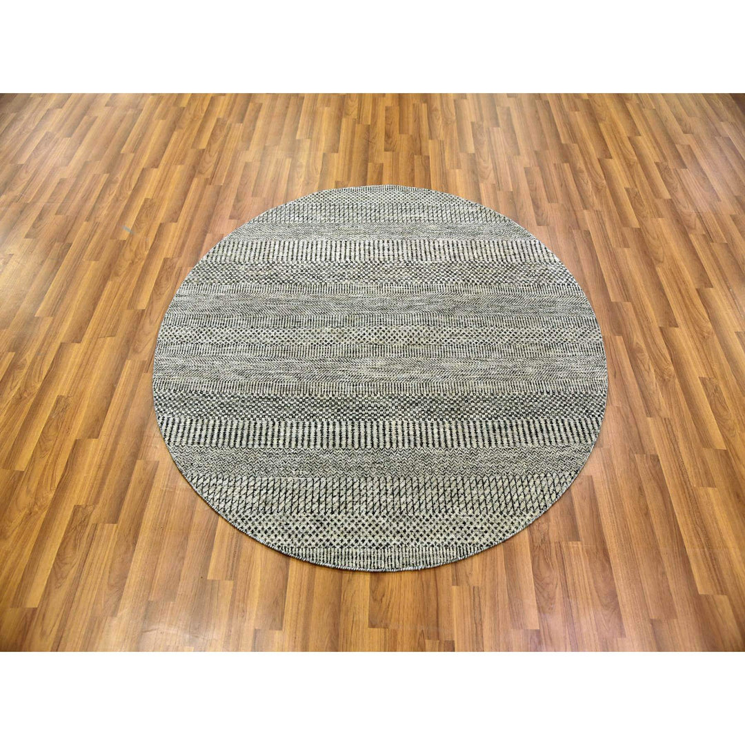 4'8" x 4'8" New Hand Knotted Grey Wool Round Oriental Rug - MOA10279697