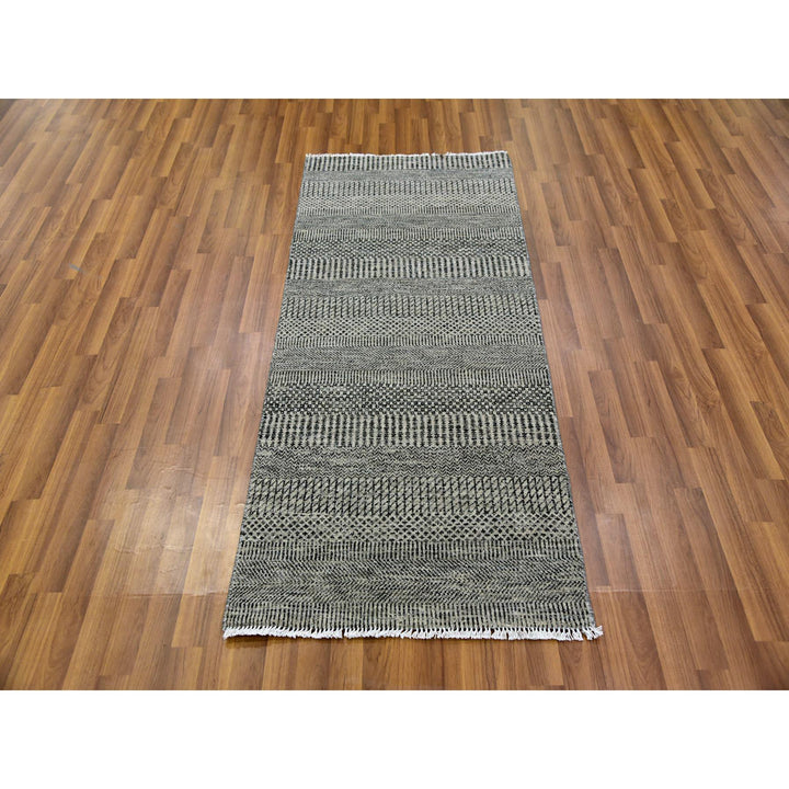 2'6" x 5'10" New Hand Knotted Grey Wool Runner Oriental Rug - MOA10279707