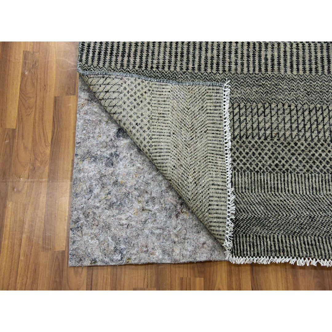 5'10" x 5'10" New Hand Knotted Grey Wool Square Oriental Rug - MOA10279759