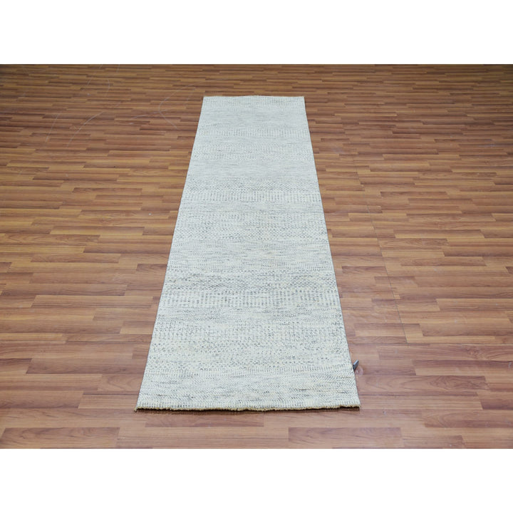 2'6" x 8'1" New Hand Knotted Grey Wool Runner Oriental Rug - MOA10279820