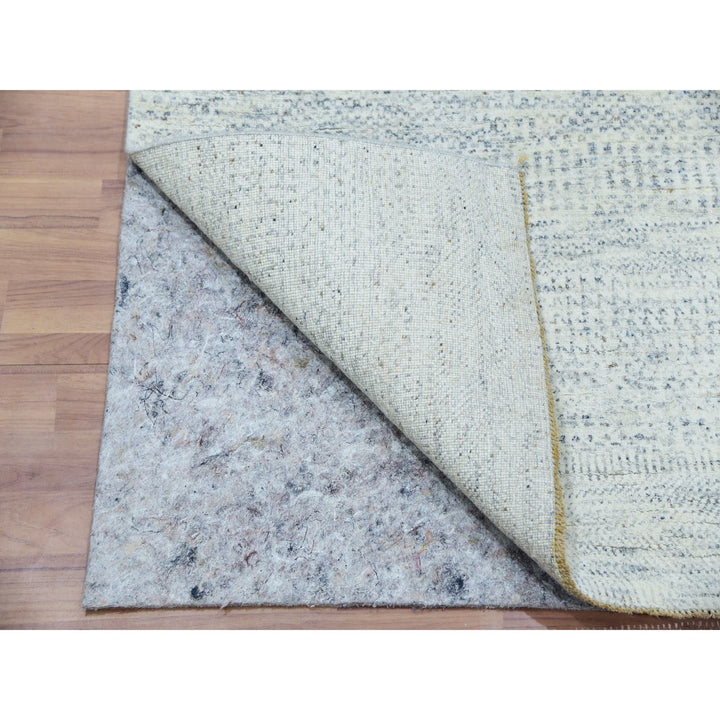 2'6" x 8'0" New Hand Knotted Grey Wool Runner Oriental Rug - MOA10279821