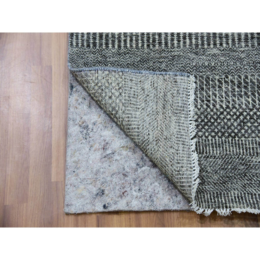 2'7" x 18'5" New Hand Knotted Grey Wool Runner Oriental Rug - MOA10279879