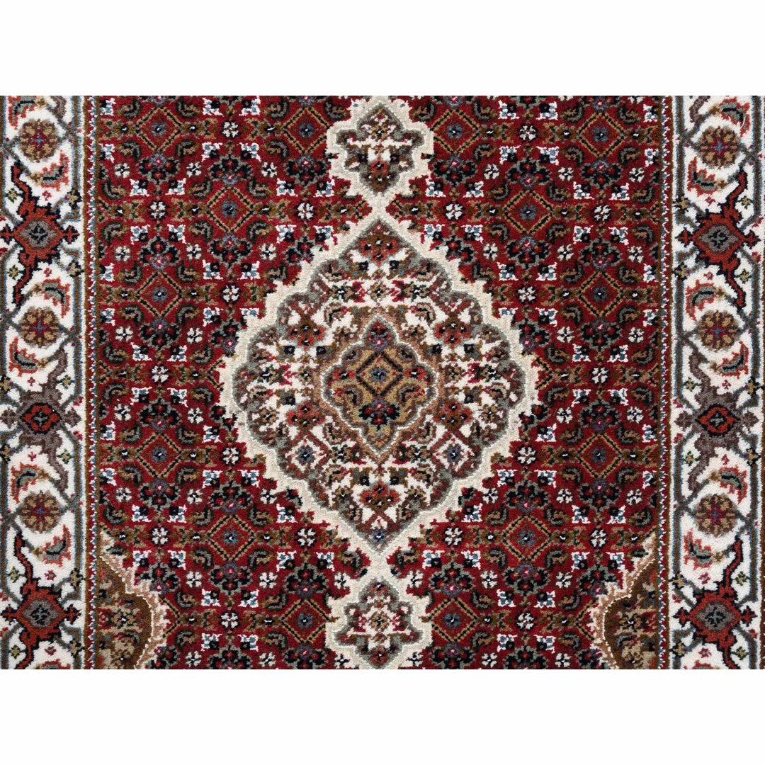 2'8" x 6'6" New Hand Knotted Red Wool Runner Oriental Rug - MOA10280017