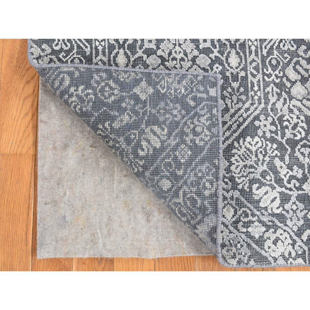 2'1" x 2'1" New Hand Knotted Grey Wool & Silk Square Oriental Rug - MOA10280400