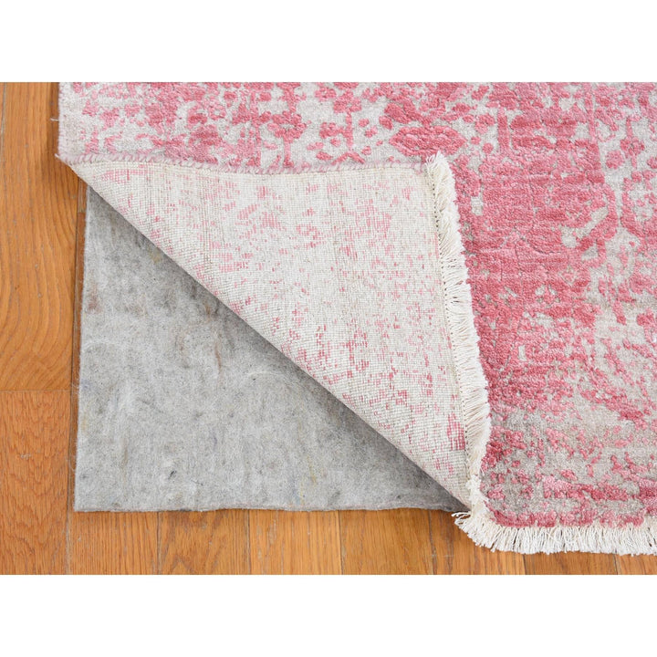 2'6" x 7'9" New Hand Knotted Pink Wool & Silk Runner Oriental Rug - MOA10280509