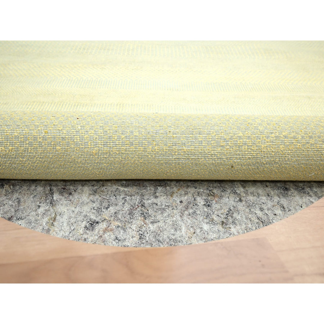 7'10" x 7'10" New Hand Knotted Yellow Wool & Silk Round Oriental Rug - MOA10283212