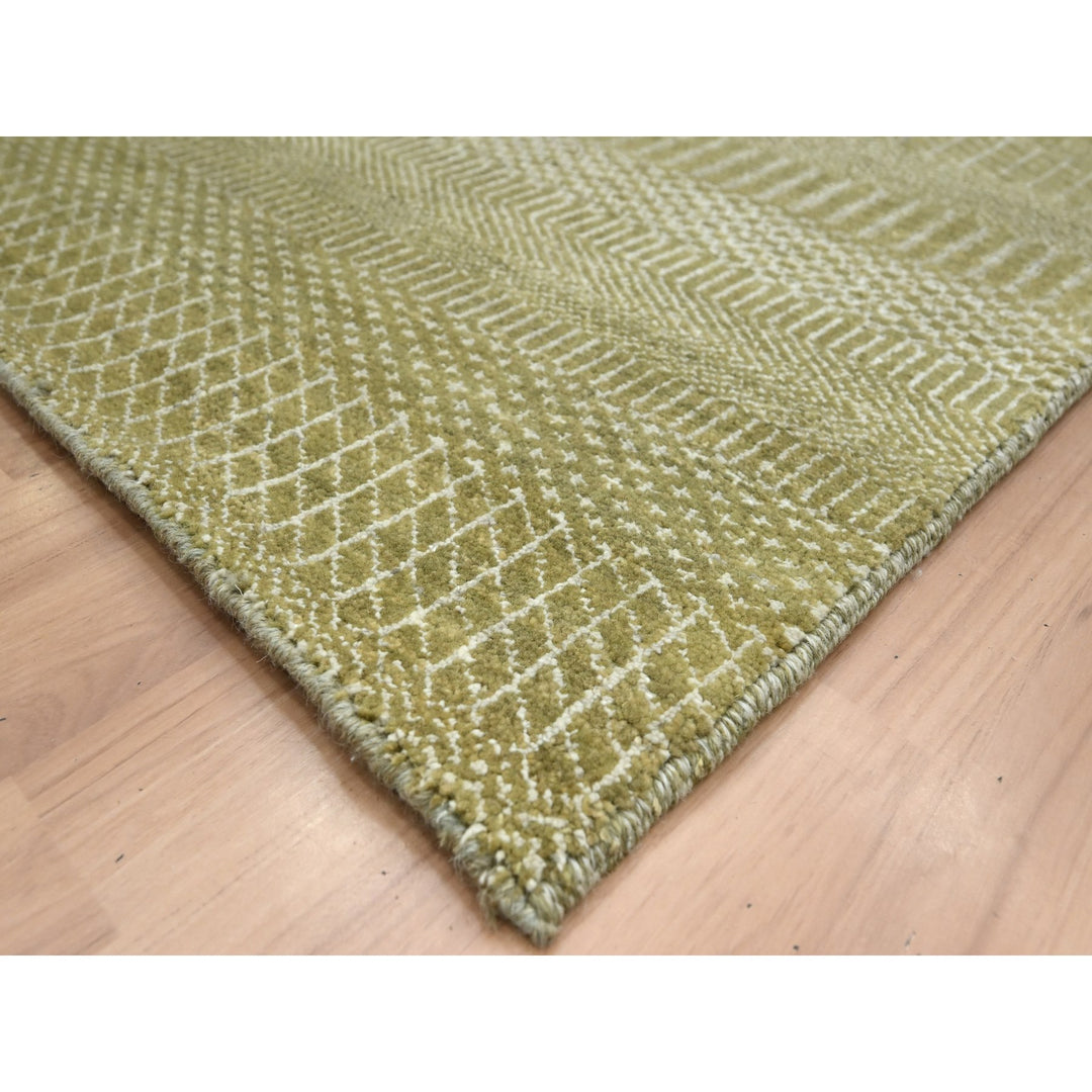 6'0" x 8'9" New Hand Knotted Brown Wool & Silk Rectangle Oriental Rug - MOA10283215