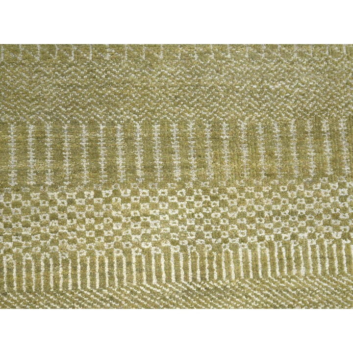 6'0" x 8'9" New Hand Knotted Brown Wool & Silk Rectangle Oriental Rug - MOA10283215