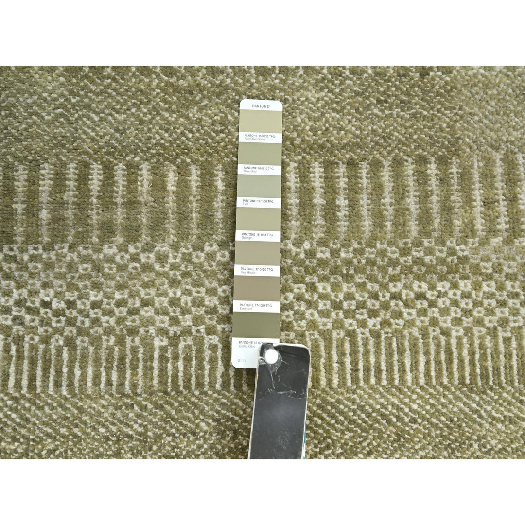 2'5" x 13'6" New Hand Knotted Grey Wool & Silk Runner Oriental Rug - MOA10283220