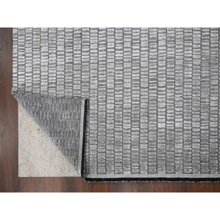 7'10" x 10'0" New Hand Loomed Grey Wool and Plant based Silk Rectangle Oriental Rug - MOA10284297