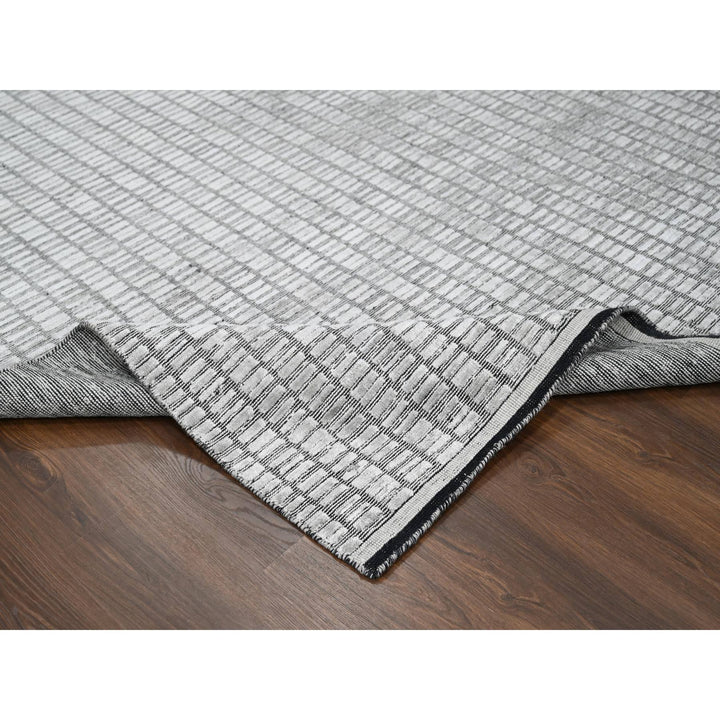 7'10" x 10'0" New Hand Loomed Grey Wool and Plant based Silk Rectangle Oriental Rug - MOA10284307