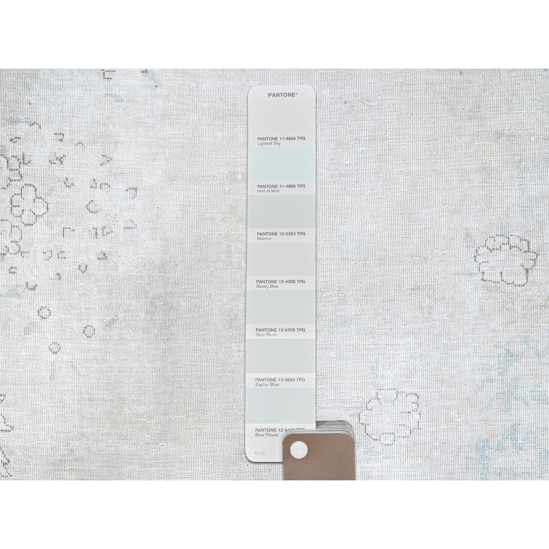 7'2" x 9'10" Vintage Hand Knotted Ivory Wool Rectangle Oriental Rug - MOA10285529