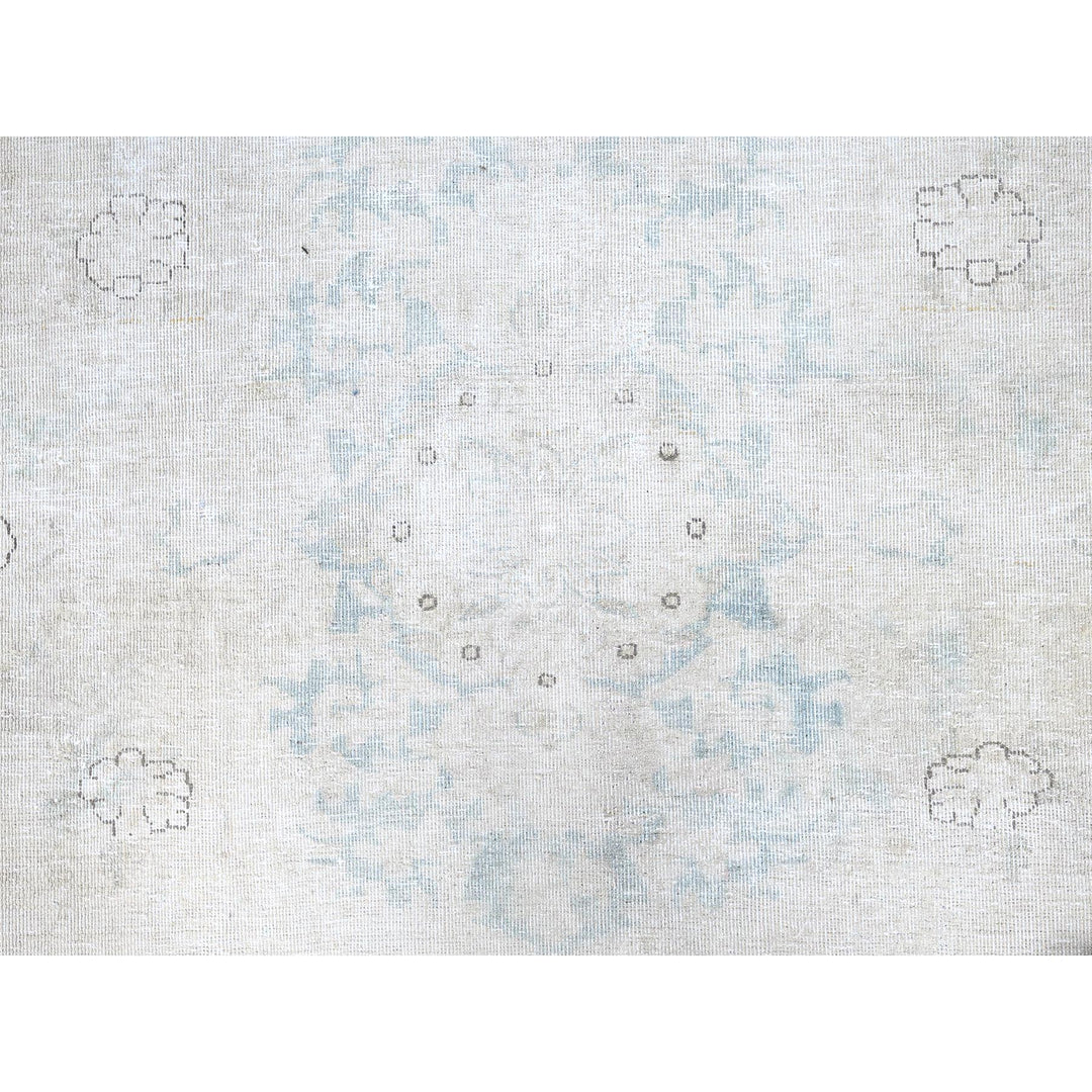 7'2" x 9'10" Vintage Hand Knotted Ivory Wool Rectangle Oriental Rug - MOA10285529