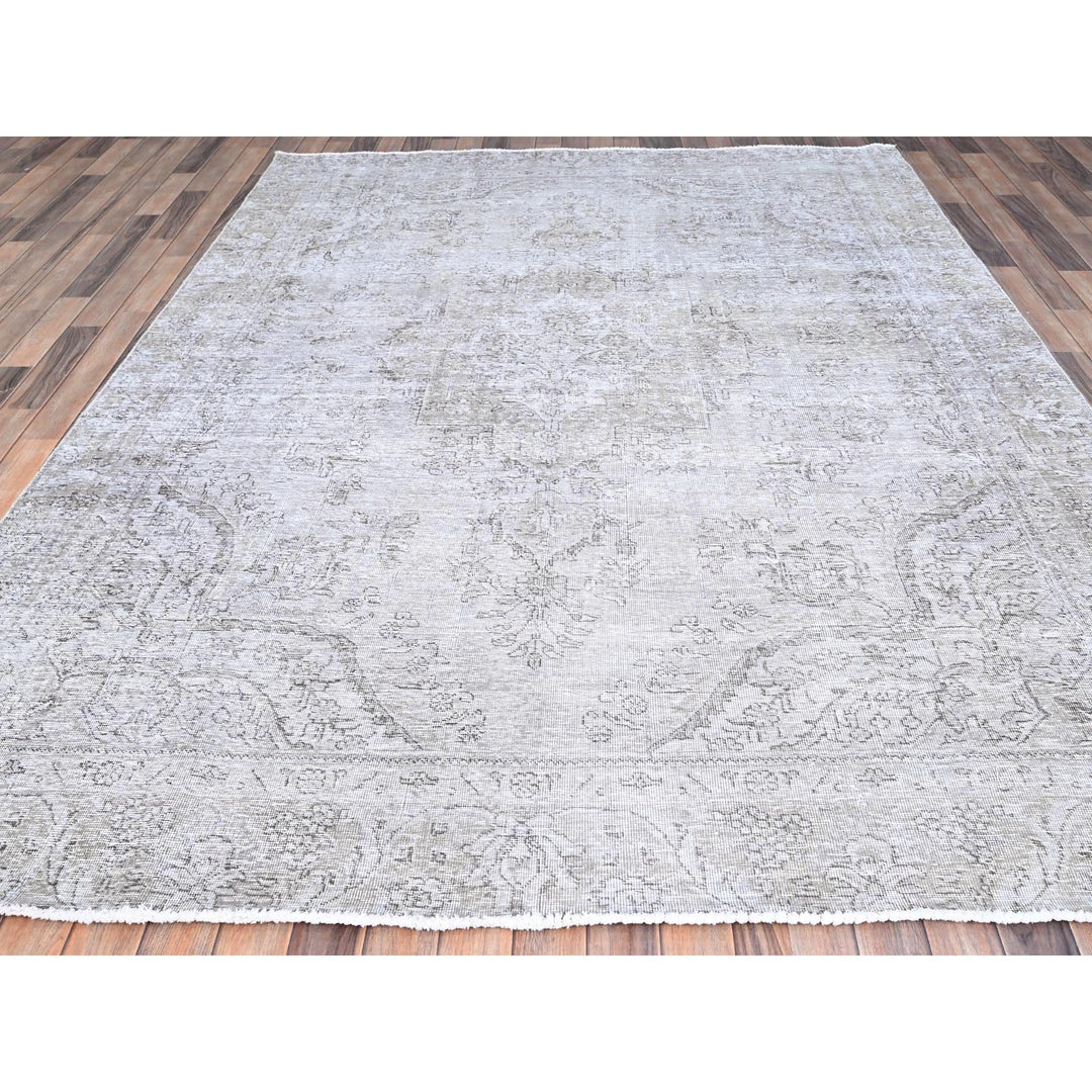 7'5" x 9'11" New Hand Knotted Grey Wool Rectangle Oriental Rug - MOA10286101