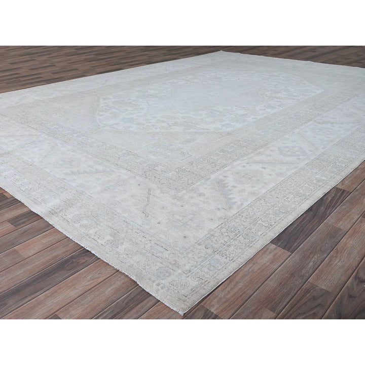 9'11" x 13'7" New Hand Knotted Ivory Wool Rectangle Oriental Rug - MOA10286511