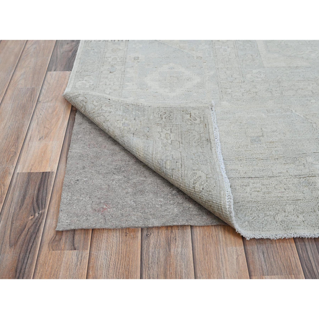 8'1" x 9'11" New Hand Knotted Grey Wool Rectangle Oriental Rug - MOA10286709