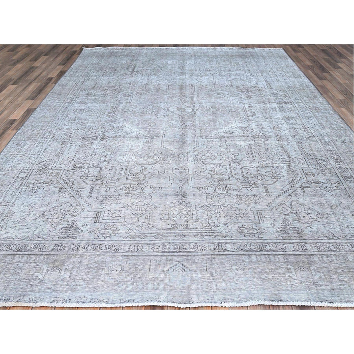 8'10" x 12'4" Vintage Hand Knotted Grey Wool Rectangle Oriental Rug - MOA10286940