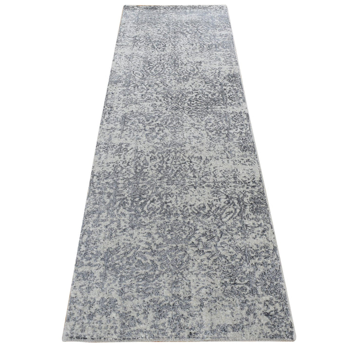 2'5" x 8'2" New Hand Loomed Grey Wool & Silk Runner Oriental Rug - MOA10287228