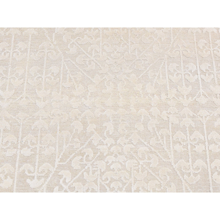 2'6" x 10'1" New Hand Knotted Ivory Wool & Silk Runner Oriental Rug - MOA10287262