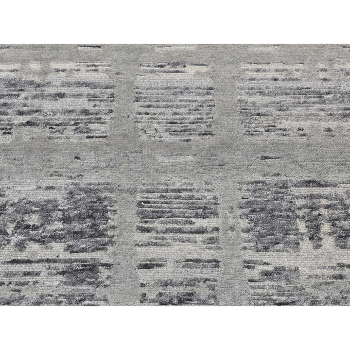 2'6" x 12'0" New Hand Knotted Grey Wool Runner Oriental Rug - MOA10287300