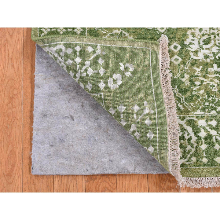 2'6" x 6'0" New Hand Knotted Green Wool & Silk Runner Oriental Rug - MOA10287344